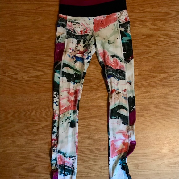 lululemon athletica Pants - Lululemon patterned leggings, size 2